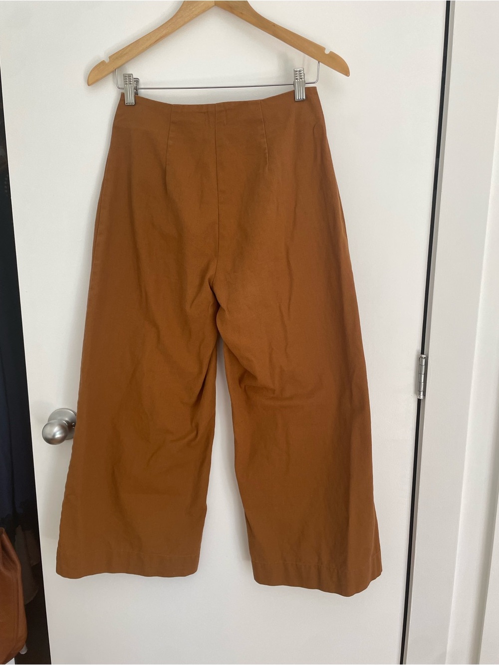 Esby High-Waist Wide Leg Pants - Rust Brown - Picture 2 of 5